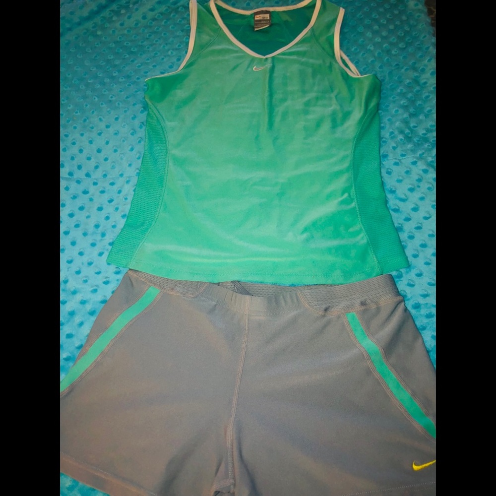 Nike dry fit workout outfit